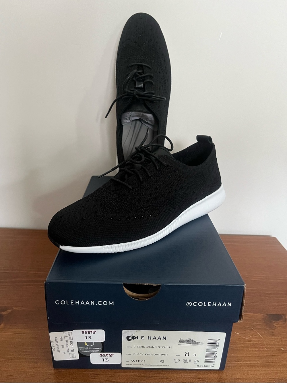 Cole Haan Black Knit Low-Top with White Sole - Size 8
